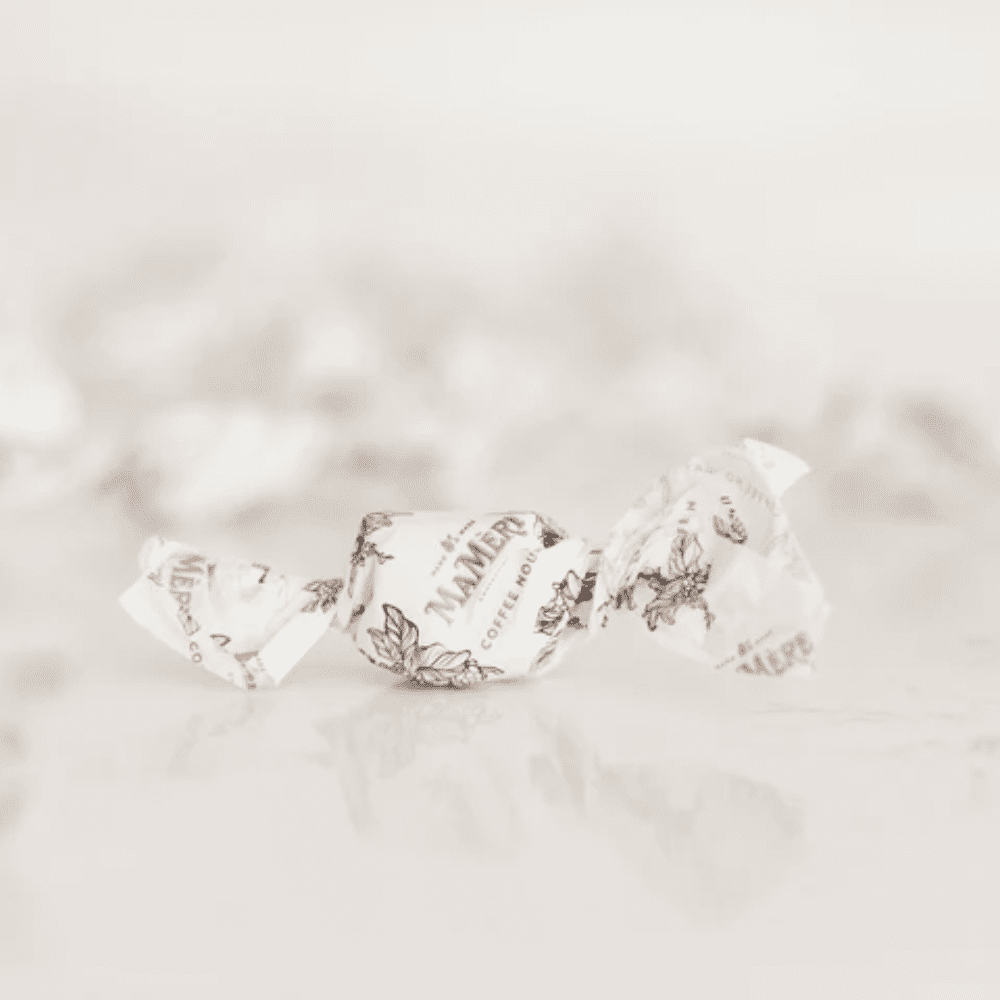 Ma Mere Nougat Coffee with Pecans & Cocoa Nib Gift Box 150g - Image 2